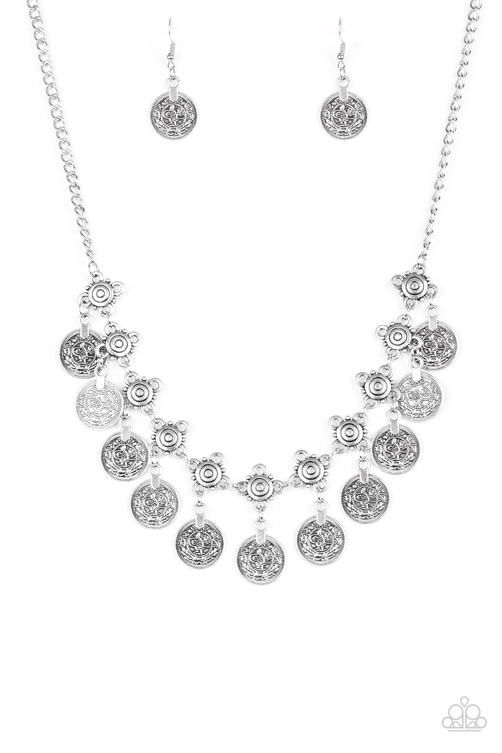 Walk The Plank - Silver Necklace - Paparazzi - Dare2bdazzlin N Jewelry