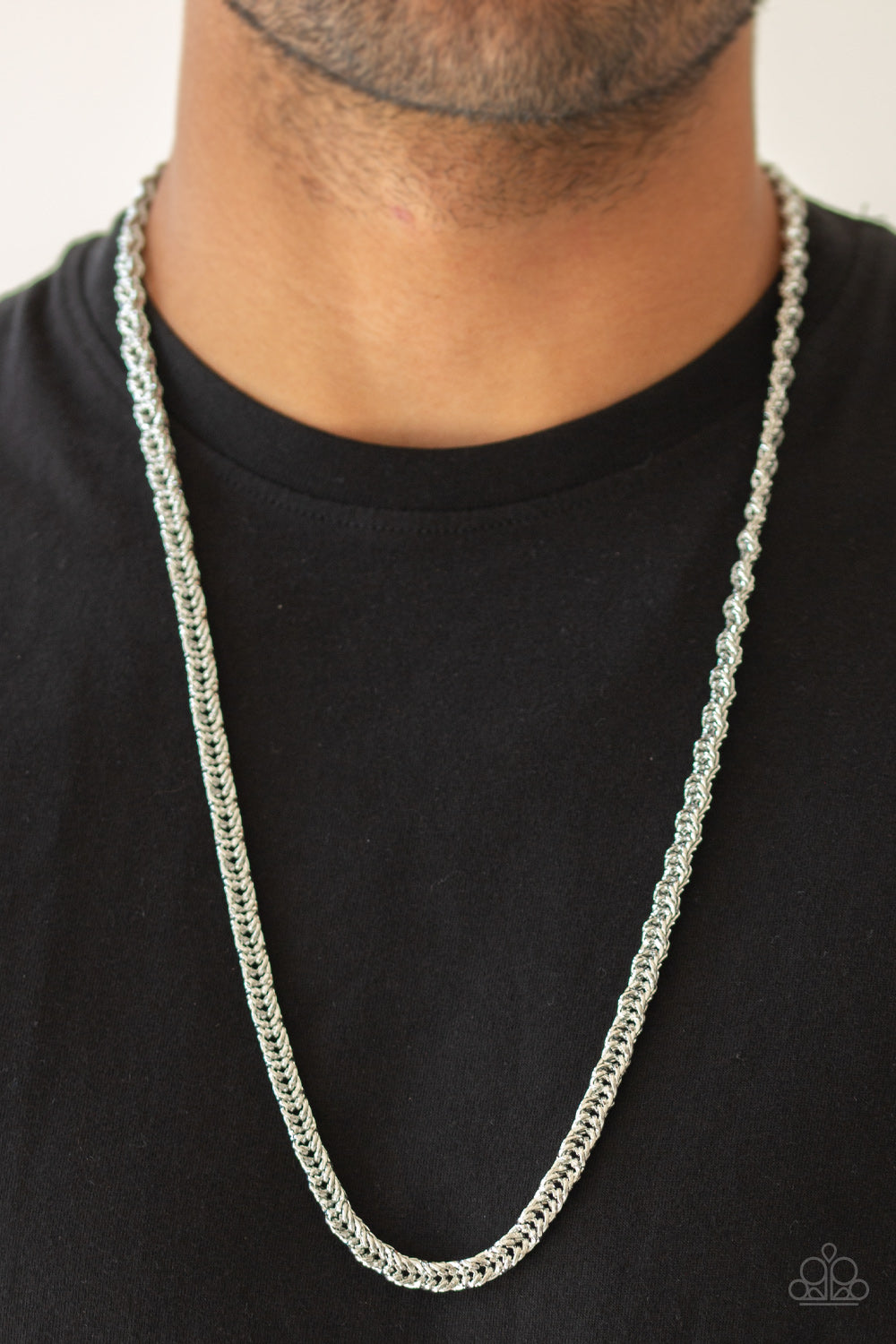 Go Down Fighting - Silver Necklace - Paparazzi - Dare2bdazzlin N Jewelry