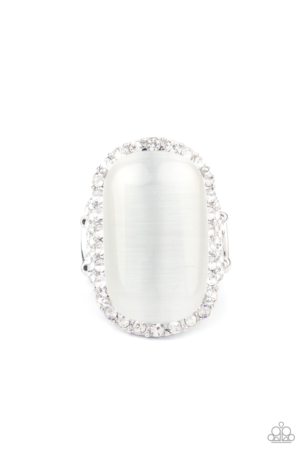Thank Your LUXE-y Stars - White Ring - Paparazzi - Dare2bdazzlin N Jewelry