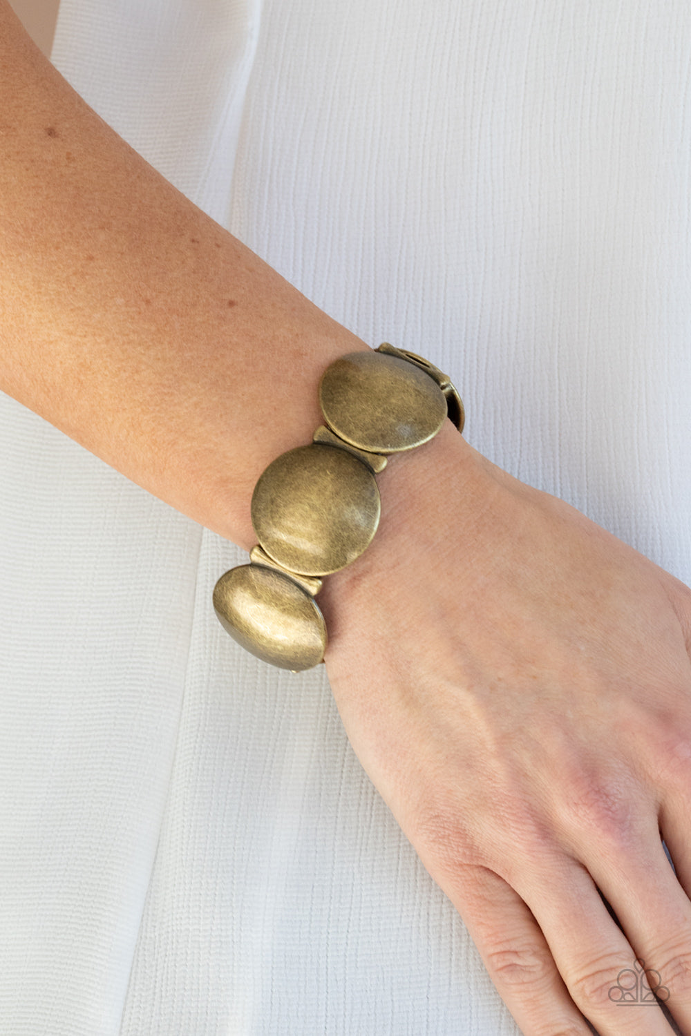 Going, Going, GONG! - Brass Bracelet - Paparazzi - Dare2bdazzlin N Jewelry