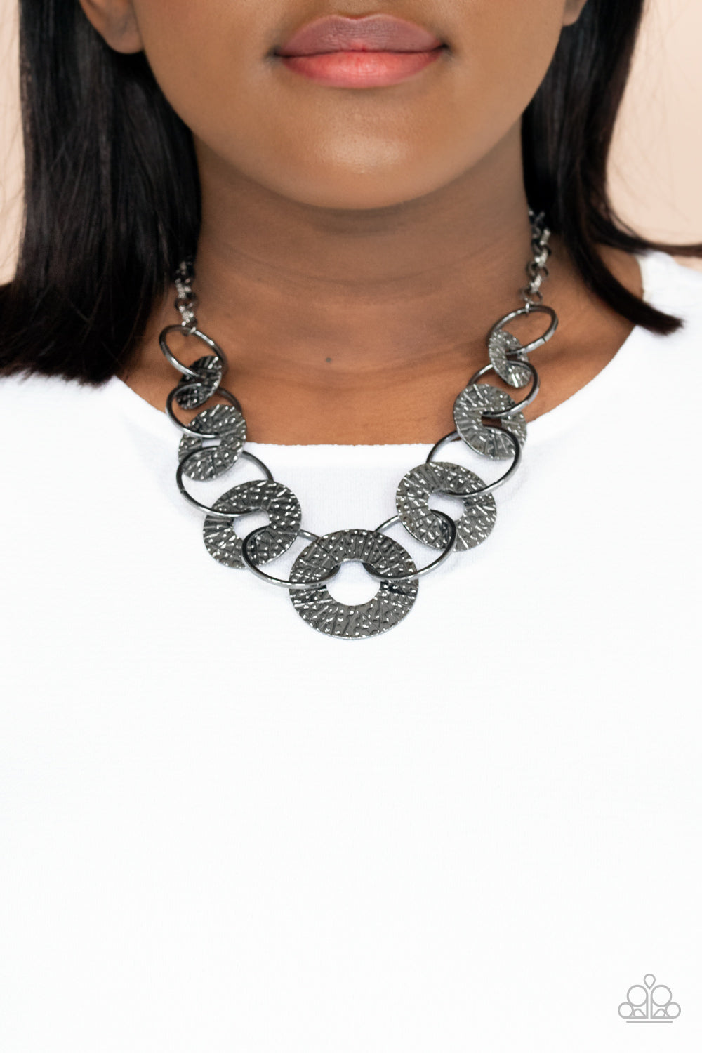Industrial Envy - Black Necklace - Paparazzi - Dare2bdazzlin N Jewelry