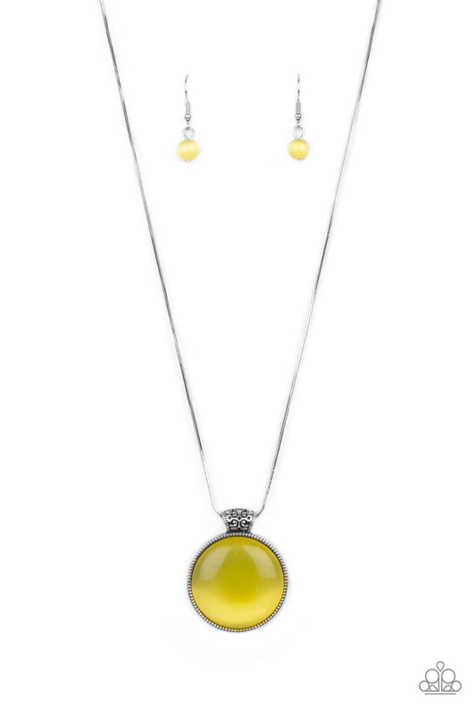 Look Into My Aura - Yellow Necklace - Paparazzi - Dare2bdazzlin N Jewelry
