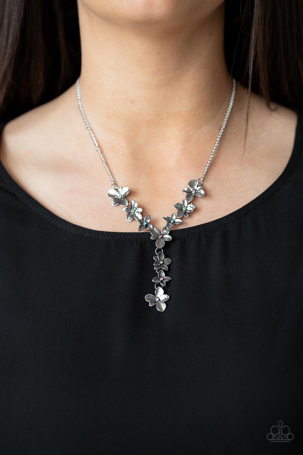 Fairytale Meadow - Multi Necklace - Paparazzi - Dare2bdazzlin N Jewelry