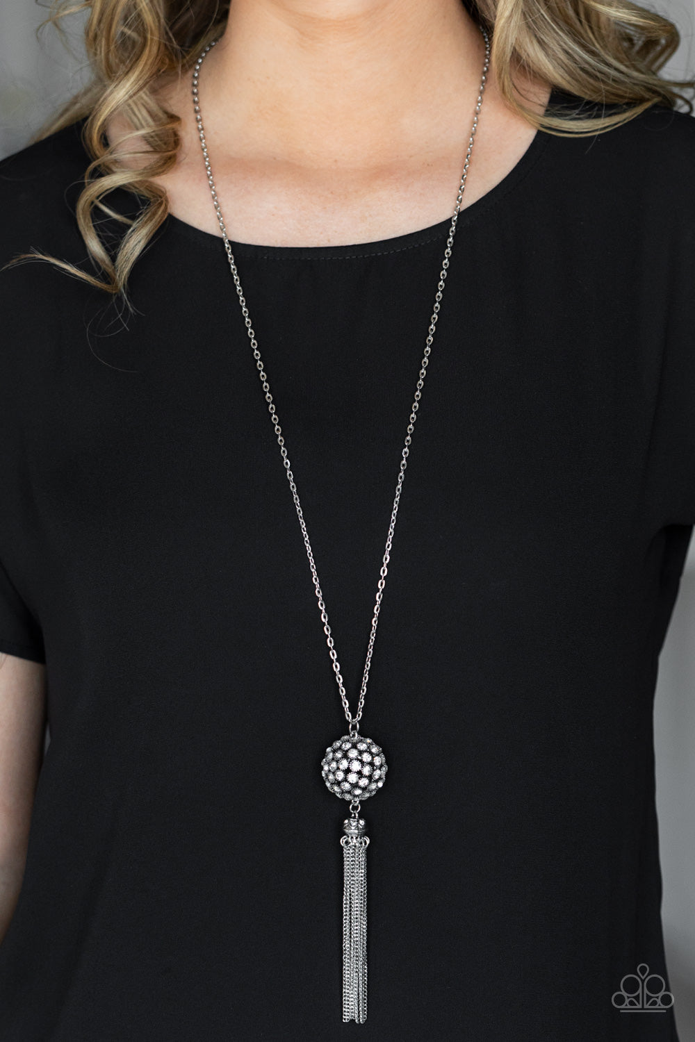 Rhinestone Revolution - White Necklace - Paparazzi - Dare2bdazzlin N Jewelry