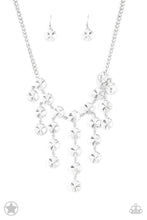Load image into Gallery viewer, Spotlight Stunner Necklace - Paparazzi - Dare2bdazzlin N Jewelry

