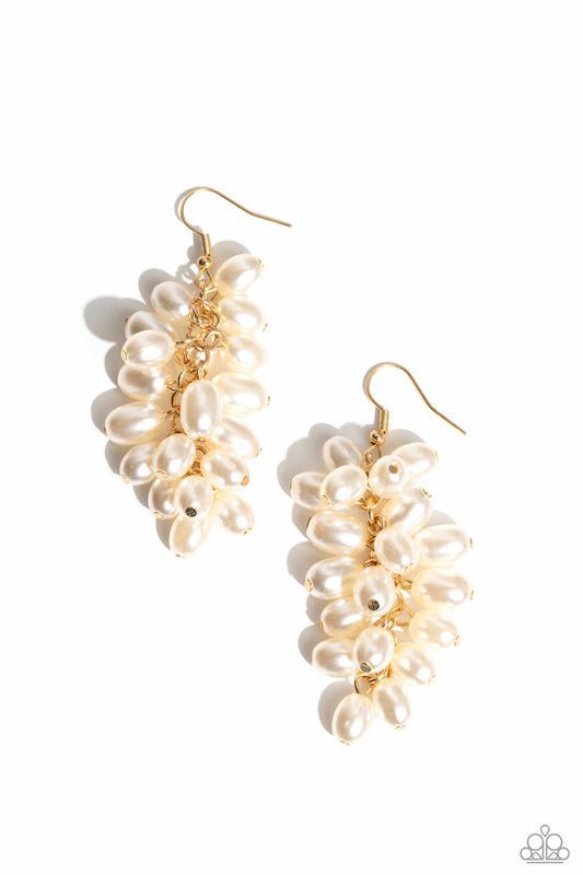 Pearl Posse - Gold Earring - Paparazzi - Dare2bdazzlin N Jewelry