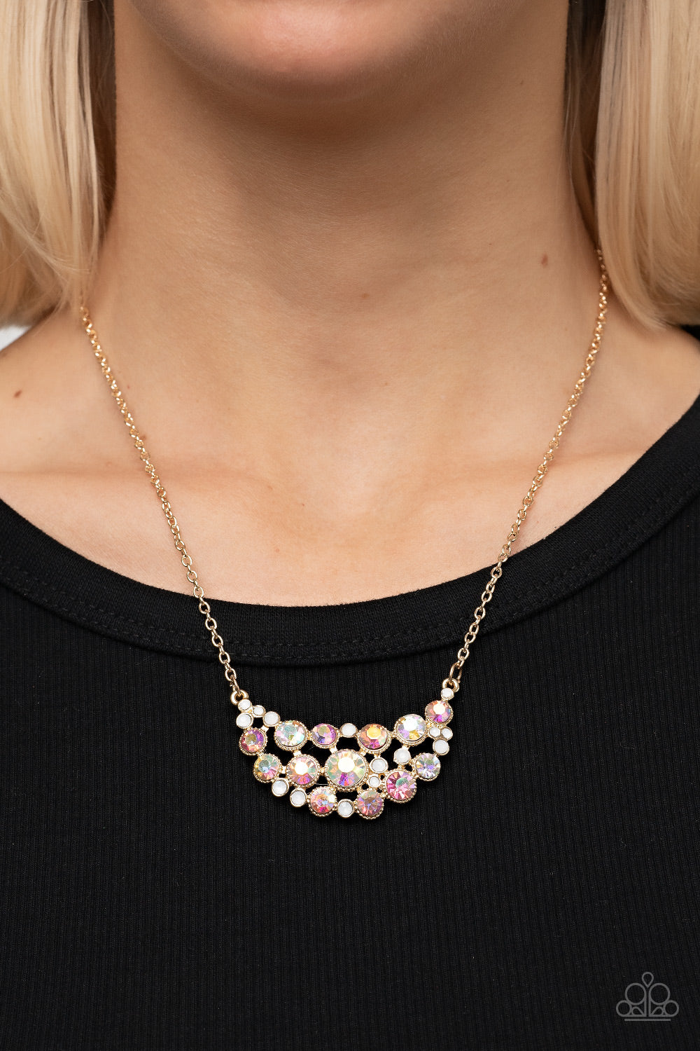 Effervescently Divine - Gold Necklace - Paparazzi - Dare2bdazzlin N Jewelry