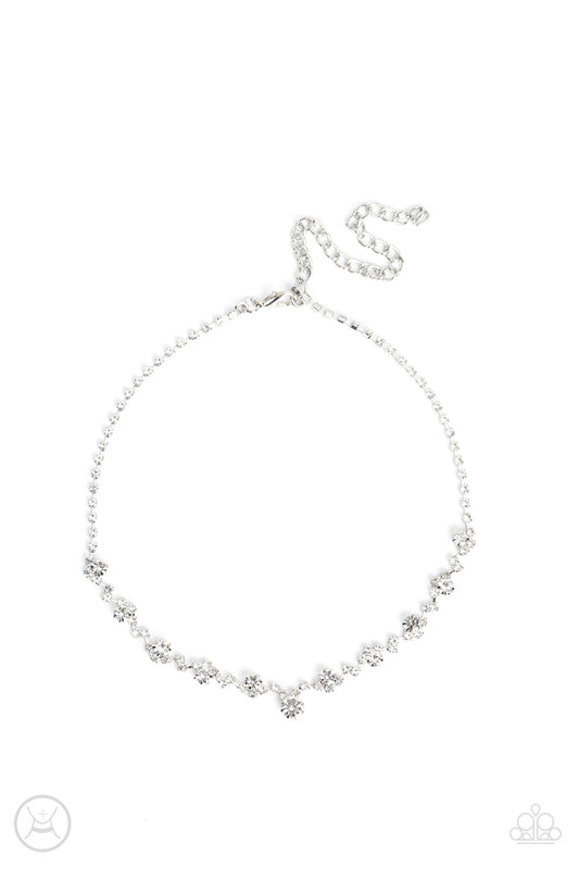 Regal Rebel - White - Dare2bdazzlin N Jewelry