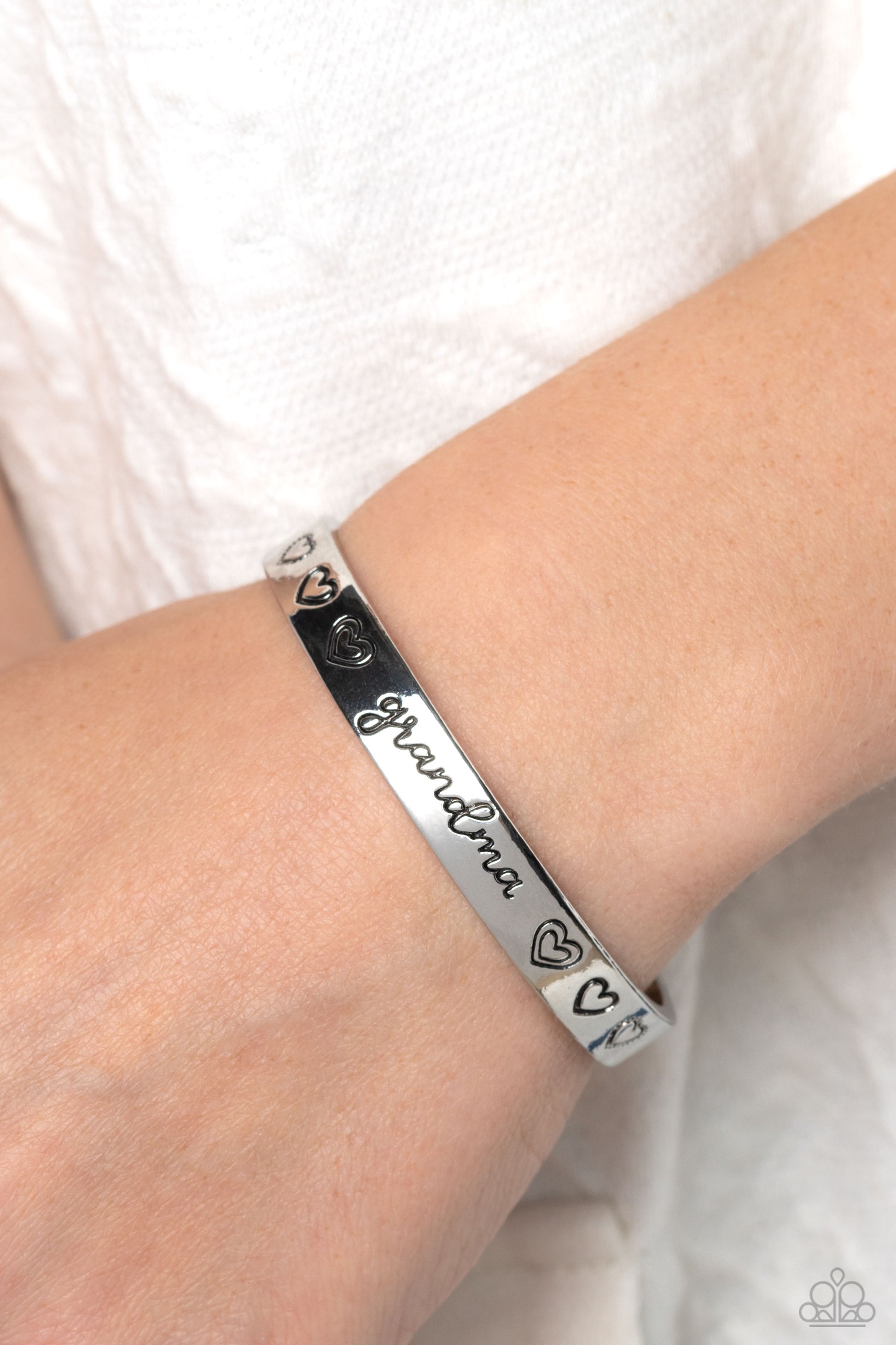 A Grandmothers Love - Silver Bracelet - Paparazzi - Dare2bdazzlin N Jewelry