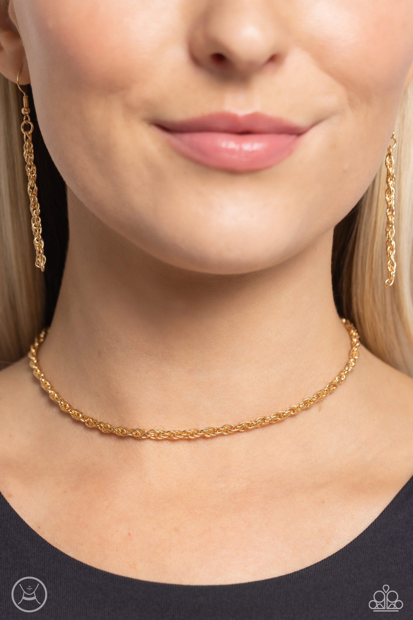 Glimmer of ROPE - Gold Choker Necklace - Paparazzi - Dare2bdazzlin N Jewelry