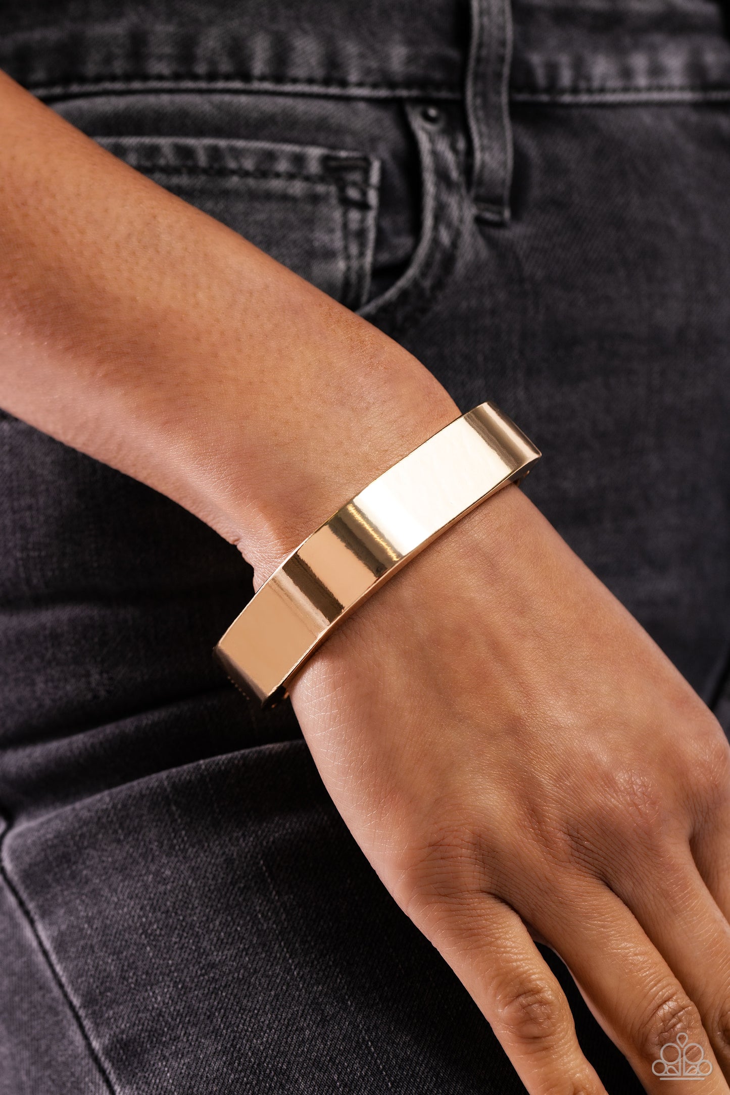 Boss Babe Basic - Gold Bracelet - Paparazzi - Dare2bdazzlin N Jewelry