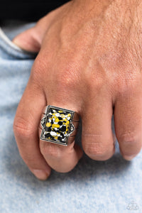 Startling Stones - Yellow Ring - Paparazzi - Dare2bdazzlin N Jewelry