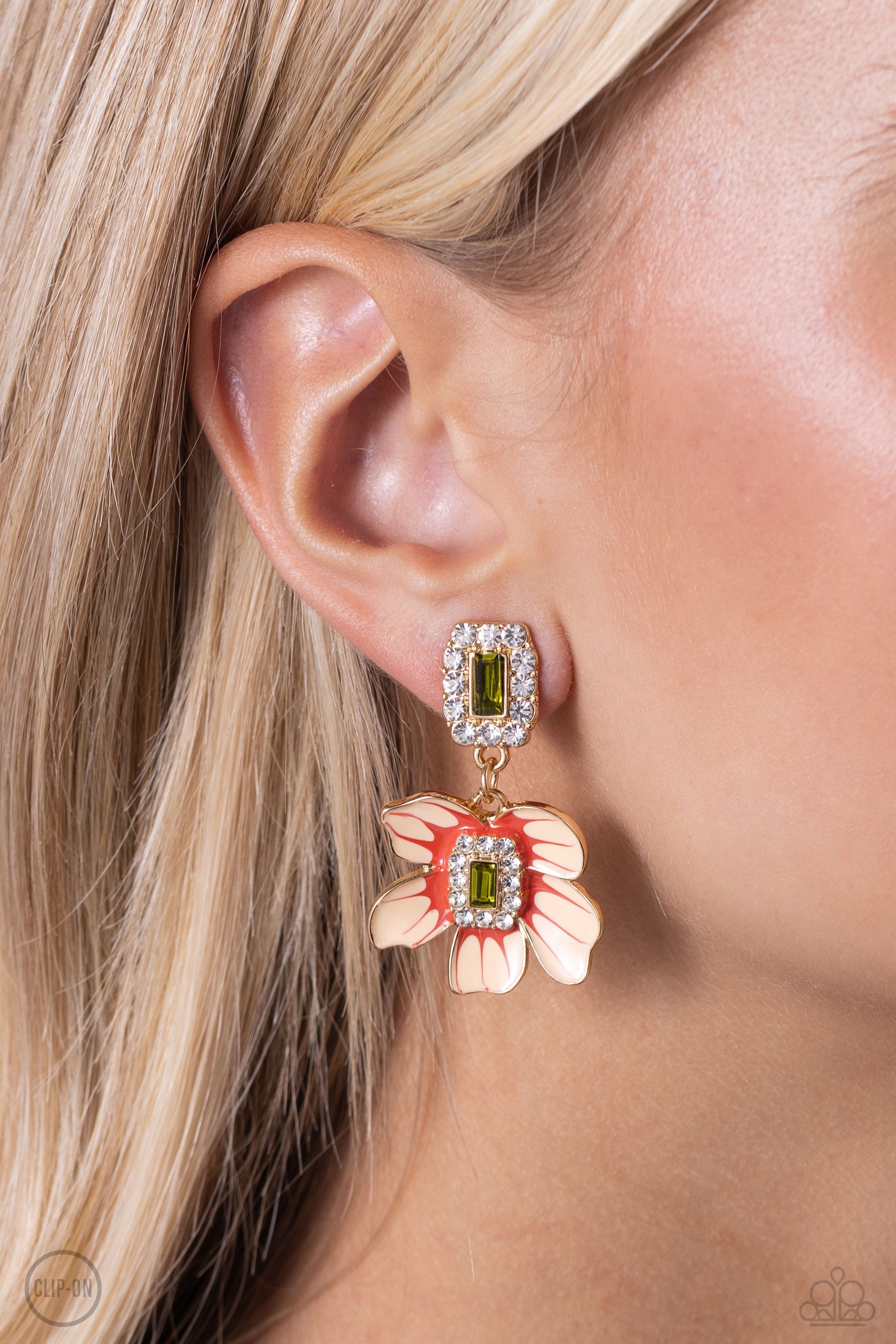 Colorful Clippings - Green Clip-On Earring - Paparazzi - Dare2bdazzlin N Jewelry