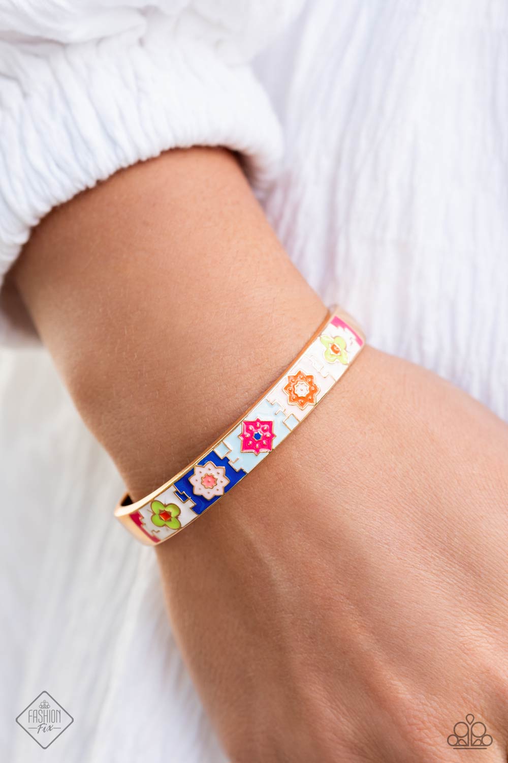 Multicolored Moment - Gold Bracelet - Paparazzi - Dare2bdazzlin N Jewelry