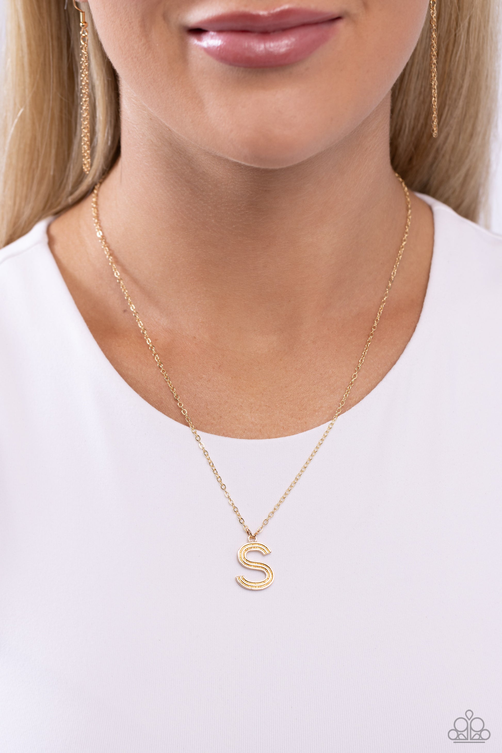 Leave Your Initials - Gold - S Necklace - Paparazzi - Dare2bdazzlin N Jewelry