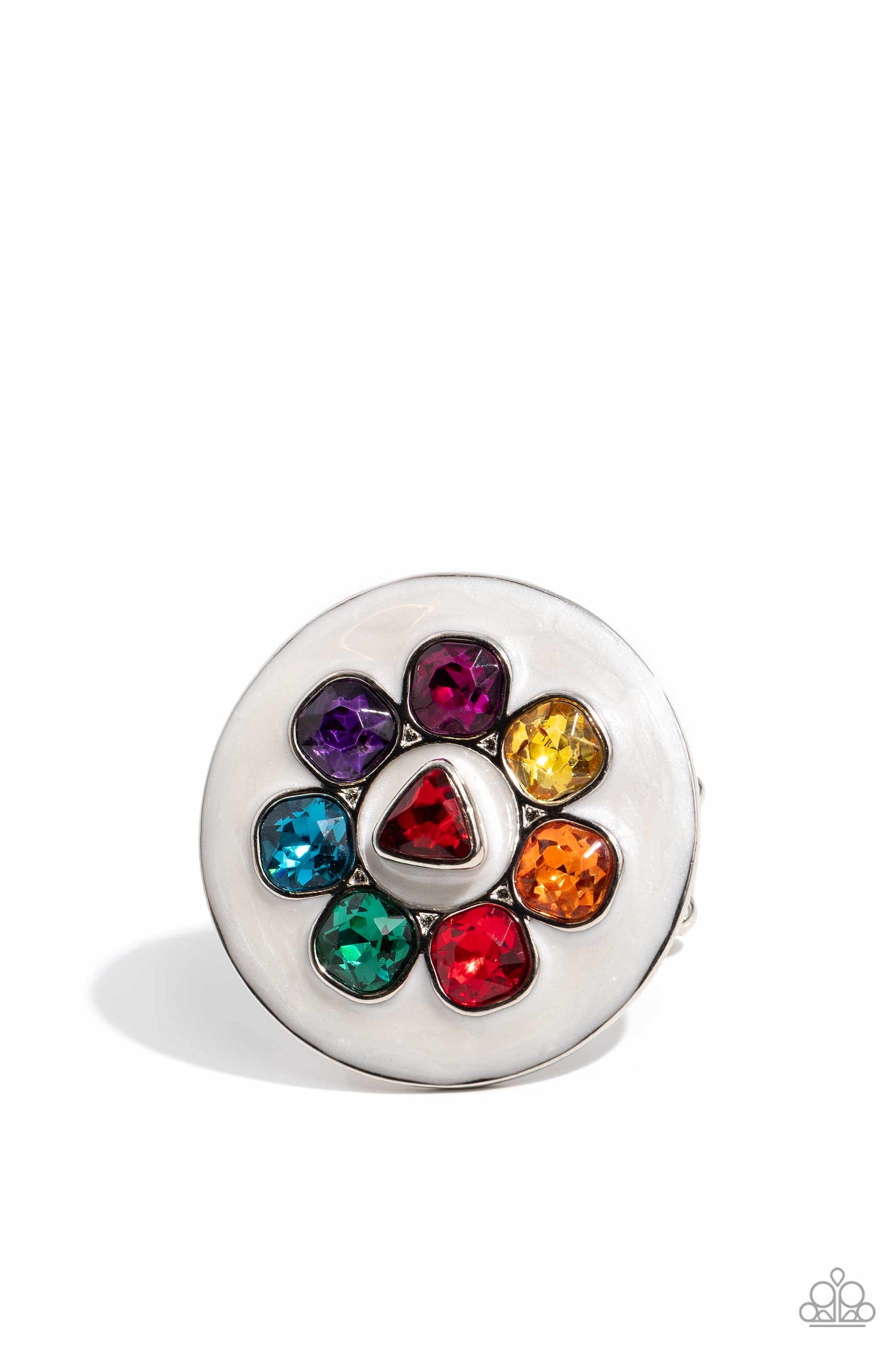 Captivating Centerpiece - Multi Ring - Paparazzi - Dare2bdazzlin N Jewelry