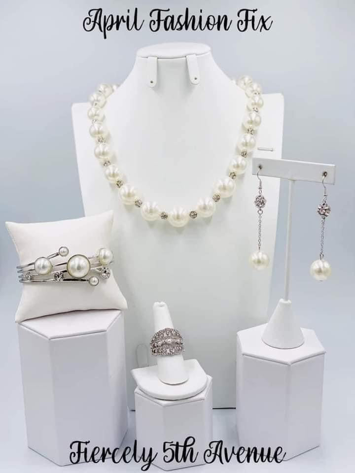 Fiercely 5th Avenue - Fashion Fix Set - Paparazzi - Dare2bdazzlin N Jewelry