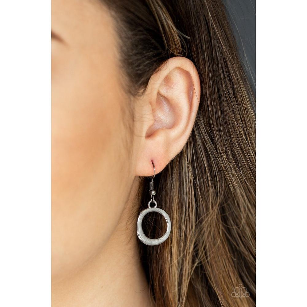 Ageless Aesthetics - Black Necklace - Paparazzi - Dare2bdazzlin N Jewelry