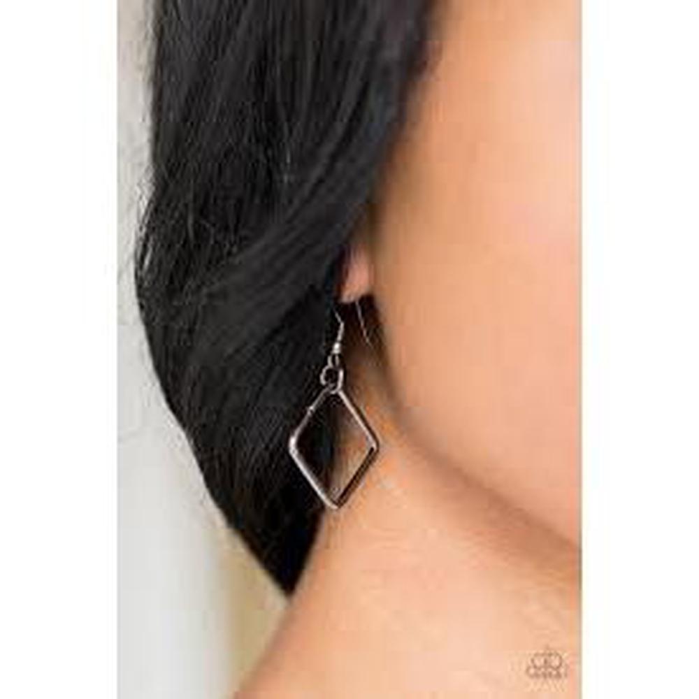 Backed Into A Corner Black Necklace - Paparazzi - Dare2bdazzlin N Jewelry