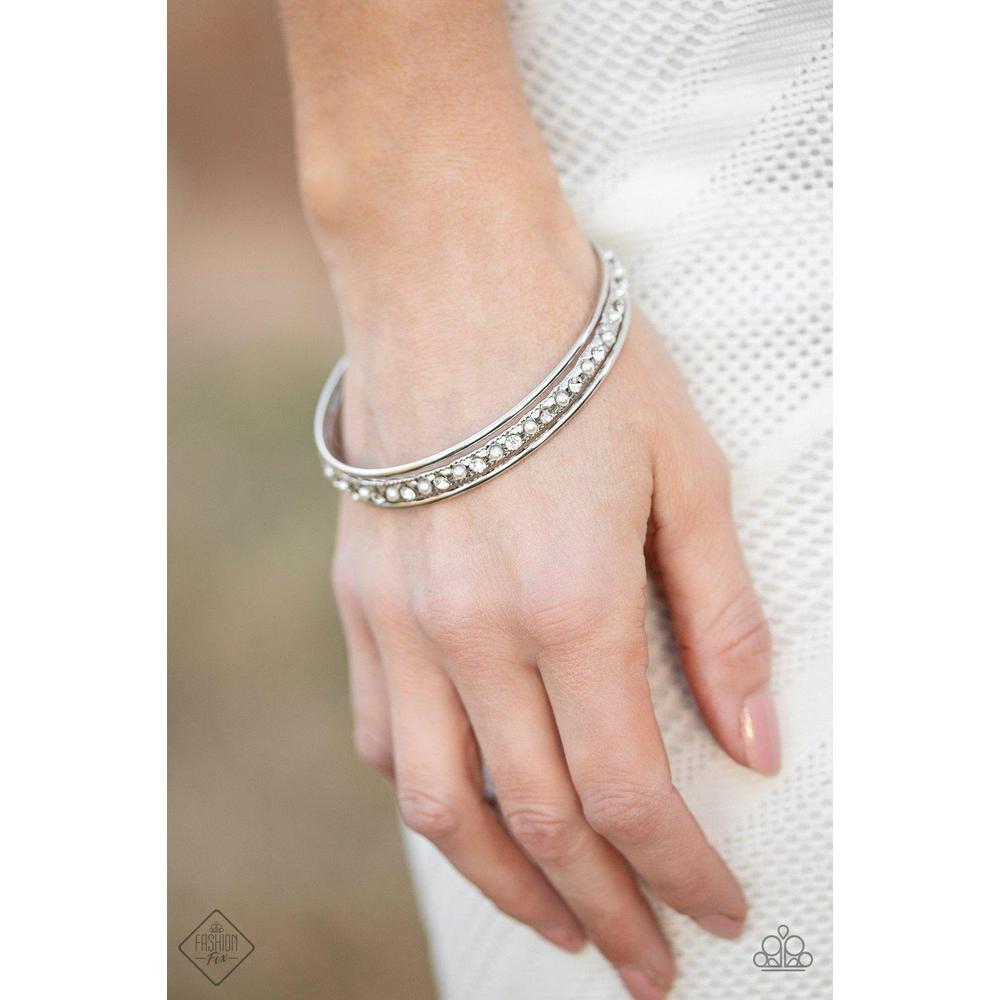 Ballroom Bauble White Bracelet - Paparazzi - Dare2bdazzlin N Jewelry