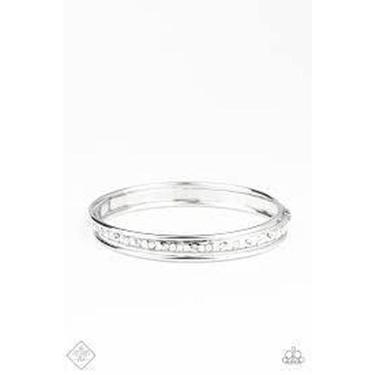 Ballroom Bauble White Bracelet - Paparazzi - Dare2bdazzlin N Jewelry
