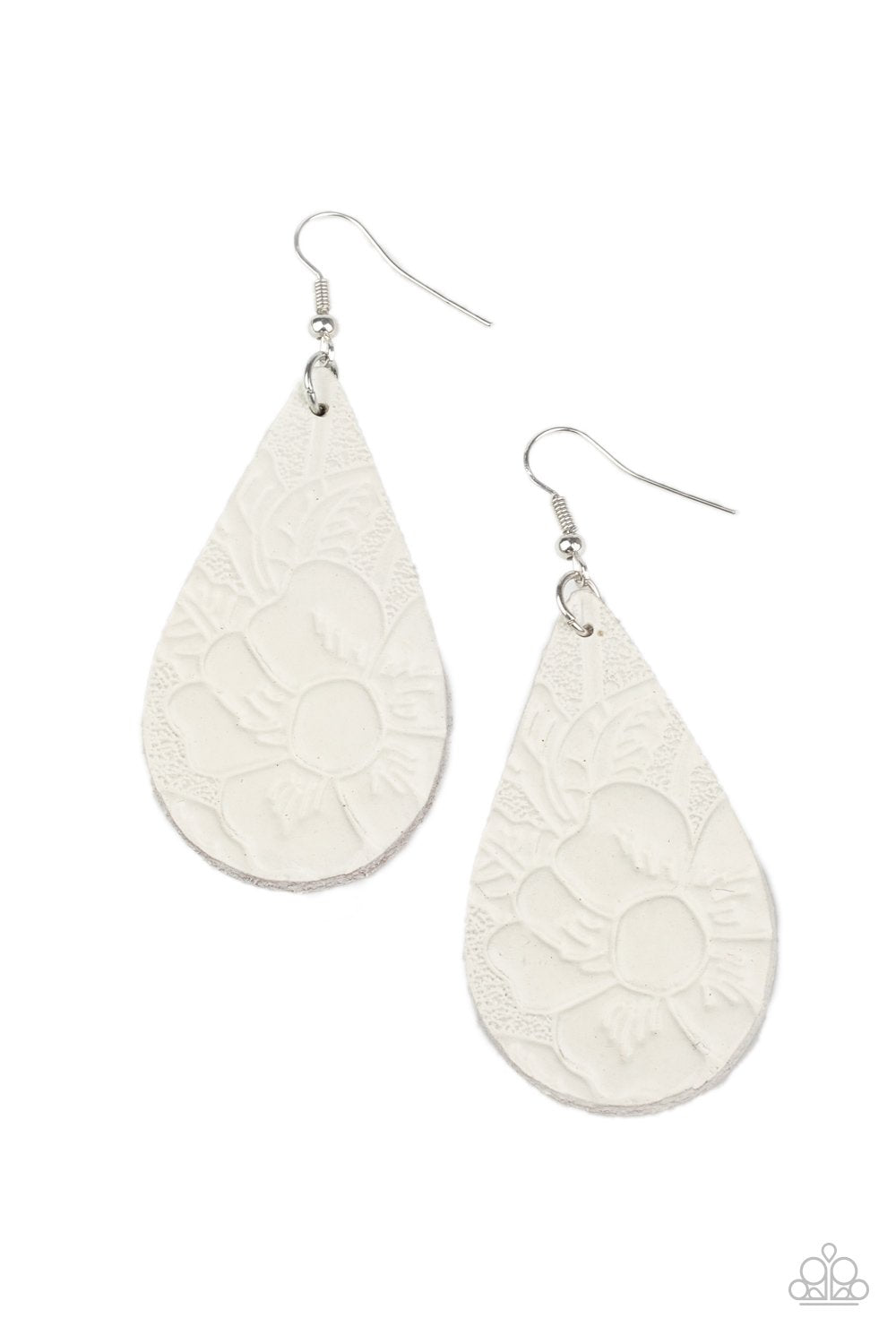 Beach Garden White Earring - Paparazzi - Dare2bdazzlin N Jewelry