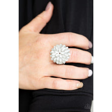 Load image into Gallery viewer, Bloomin Bloomer - White Ring - Paparazzi - Dare2bdazzlin N Jewelry

