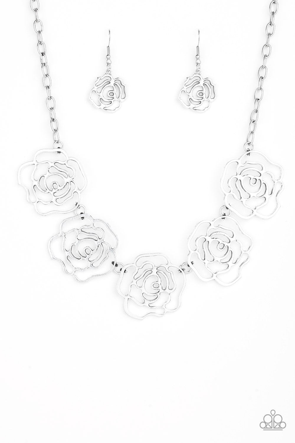Budding Beauty - Silver Necklace - Paparazzi - Dare2bdazzlin N Jewelry