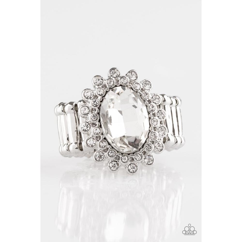 Castle Chic White Ring - Paparazzi - Dare2bdazzlin N Jewelry
