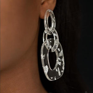 Confetti Congo White Earrings - Paparazzi - Dare2bdazzlin N Jewelry