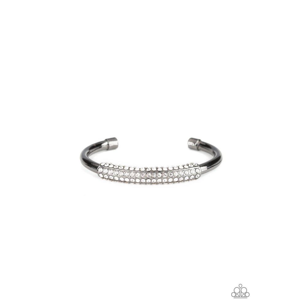 Day to Day Dazzle Black Bracelet - Paparazzi - Dare2bdazzlin N Jewelry