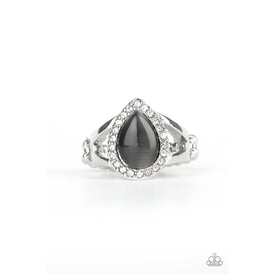 Debutante Dream Silver Ring - Paparazzi - Dare2bdazzlin N Jewelry