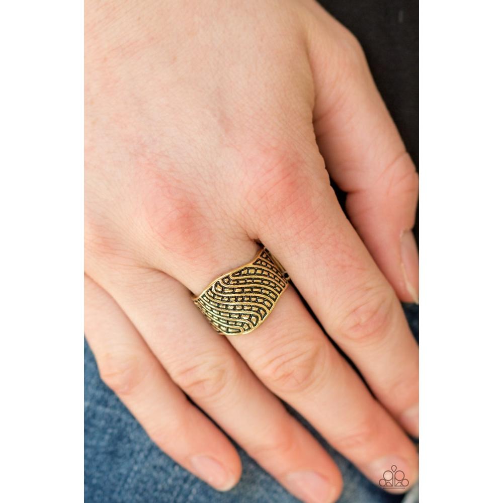 Desert Waves - Brass Ring - Paparazzi - Dare2bdazzlin N Jewelry