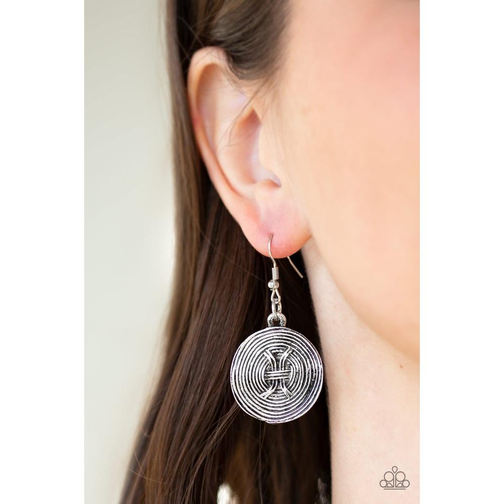 Deserves A Medal - Silver Necklace - Paparazzi - Dare2bdazzlin N Jewelry