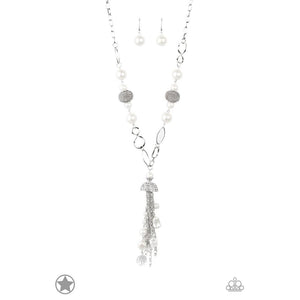 Designated Diva - White Necklace - Paparazzi - Dare2bdazzlin N Jewelry