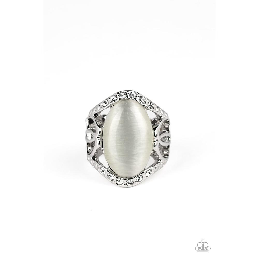 DEW Onto Others - White Ring - Paparazzi - Dare2bdazzlin N Jewelry