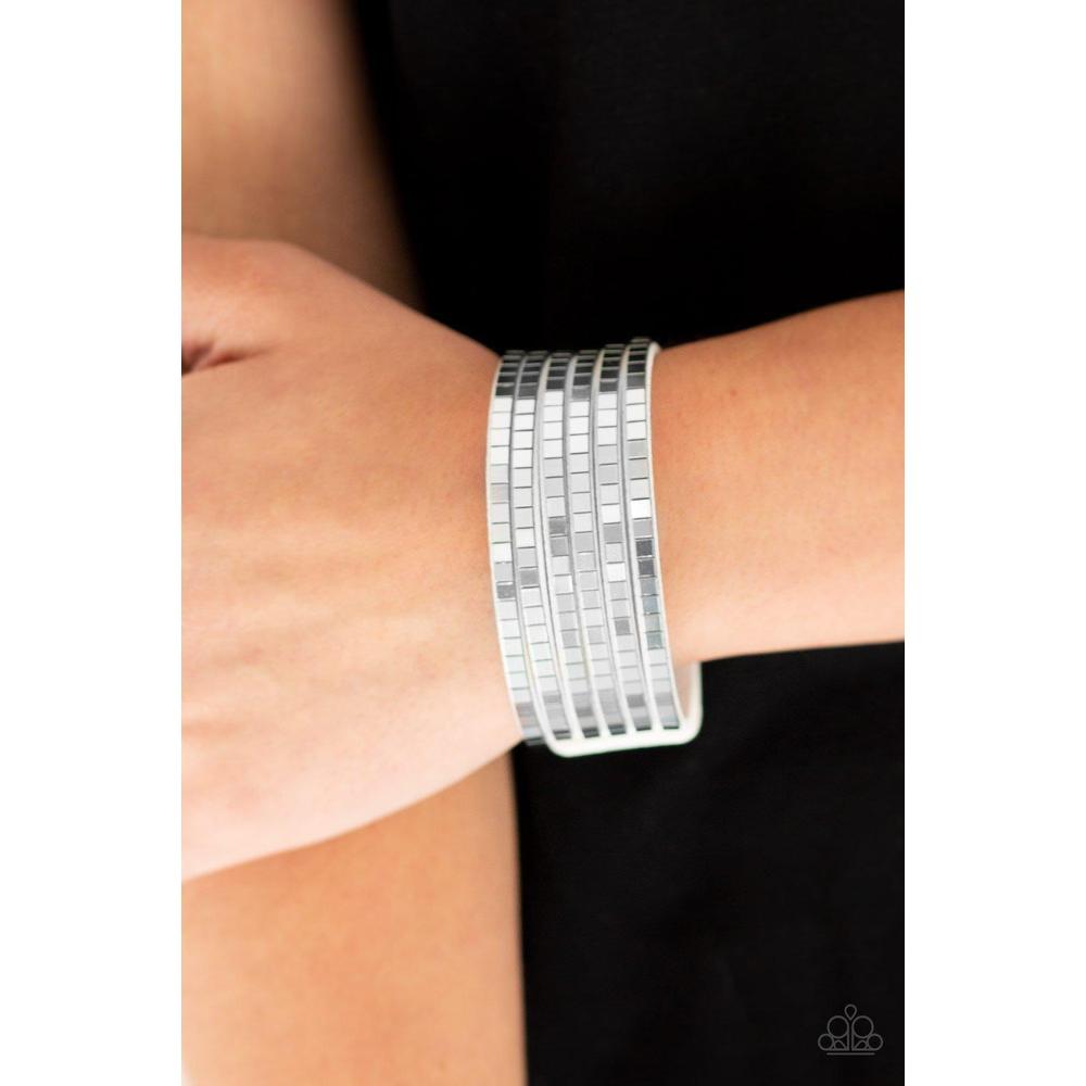 Disco Dazzle White Bracelet - Paparazzi - Dare2bdazzlin N Jewelry