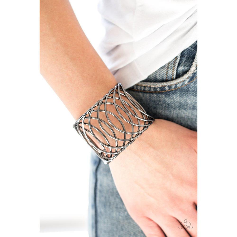 Dizzyingly Diva Black Bracelet - Paparazzi - Dare2bdazzlin N Jewelry