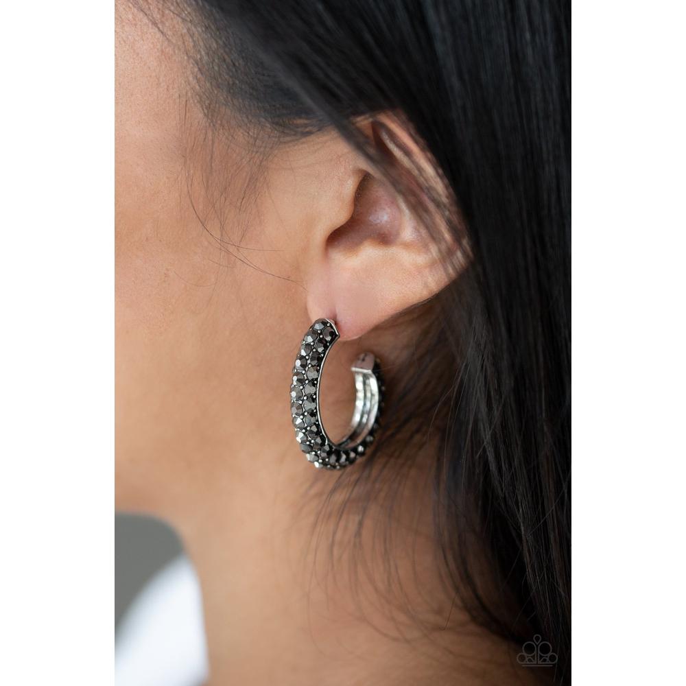 Dont Mind The STARDUST - Silver Earrings - Paparazzi - Dare2bdazzlin N Jewelry