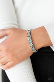 Cosmic Conquest Green Bracelet - Paparazzi - Dare2bdazzlin N Jewelry