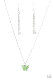 Butterfly Prairies Green Necklace - Paparazzi - Dare2bdazzlin N Jewelry