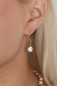 Heart in my Throat Gold Necklace - Paparazzi - Dare2bdazzlin N Jewelry