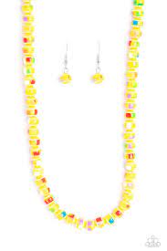 Gobstopper Glamour Yellow Necklace - Paparazzi - Dare2bdazzlin N Jewelry