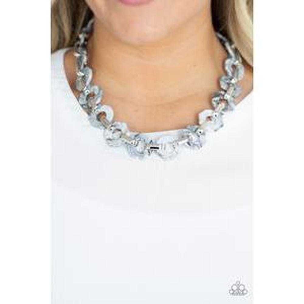 Fashionista Fever Silver Necklace - Paparazzi - Dare2bdazzlin N Jewelry