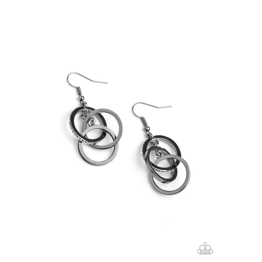 Fiercely Fashionable Black Earring - Paparazzi - Dare2bdazzlin N Jewelry