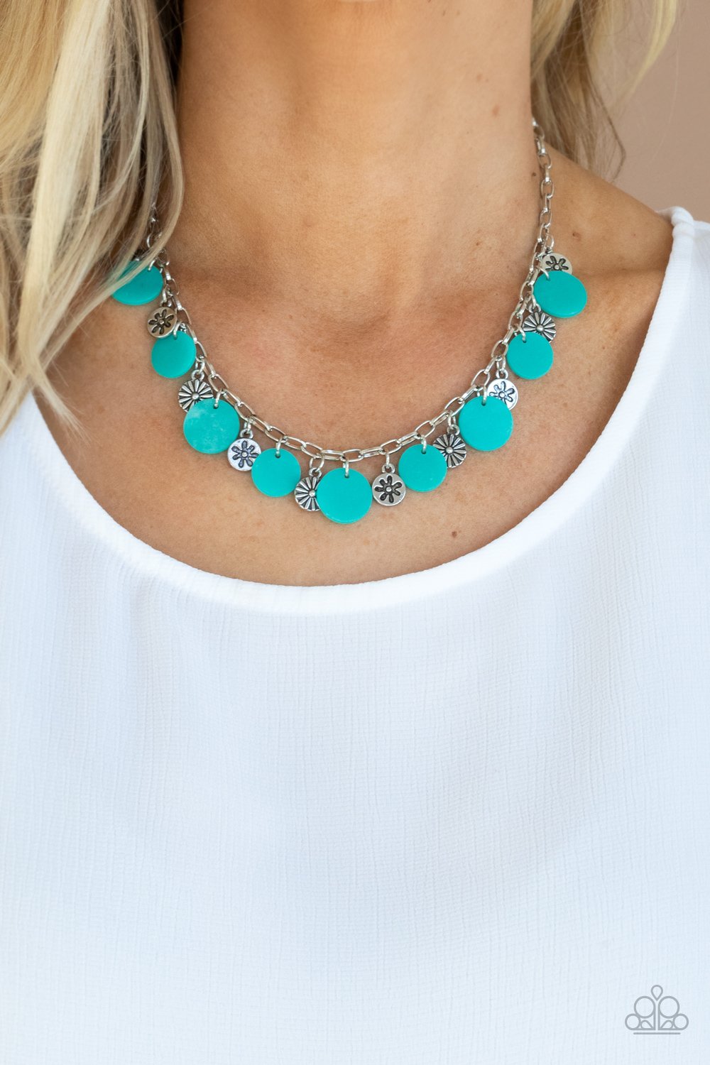Flower Powered - Blue Necklace - Paparazzi - Dare2bdazzlin N Jewelry