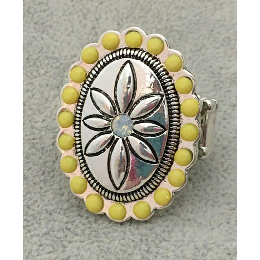 Garden Paradise Yellow Ring - Paparazzi - Dare2bdazzlin N Jewelry