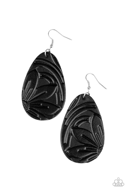 Garden Therapy - Black Earring - Paparazzi - Dare2bdazzlin N Jewelry