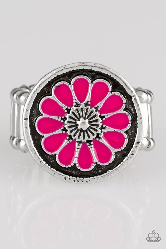 Garden View - Pink Ring - Paparazzi - Dare2bdazzlin N Jewelry