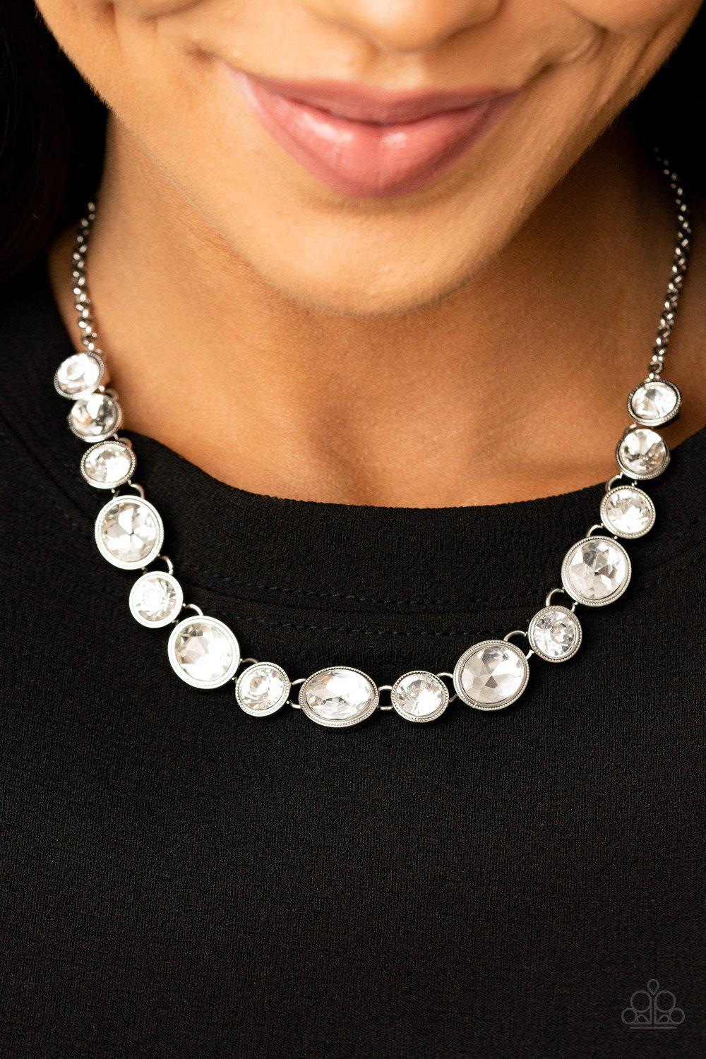 Girls Gotta Glow - White Necklace - Paparazzi - Dare2bdazzlin N Jewelry